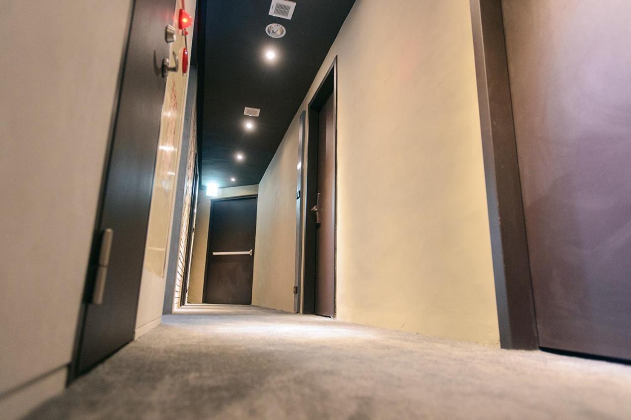 Kiwi Express Hotel-Taichung Station II Екстериор снимка