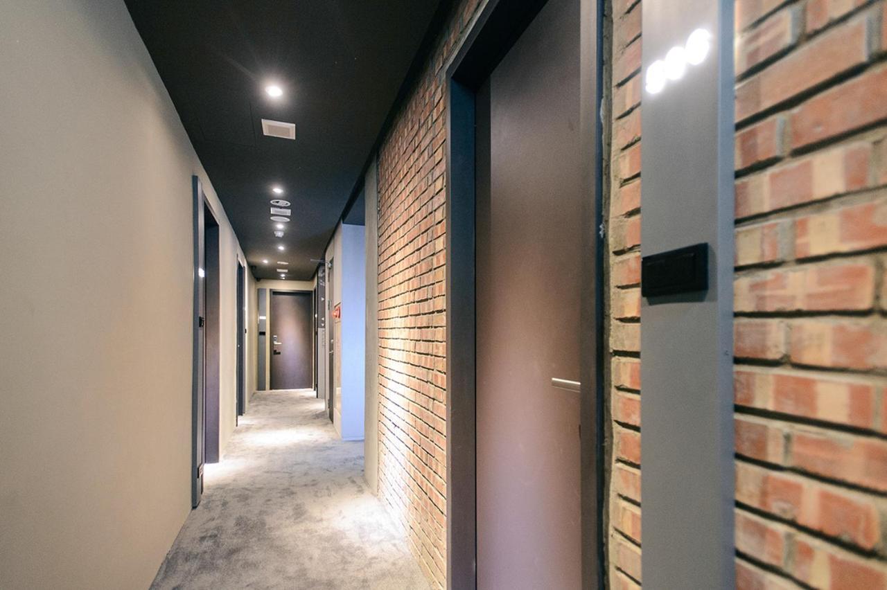 Kiwi Express Hotel-Taichung Station II Екстериор снимка