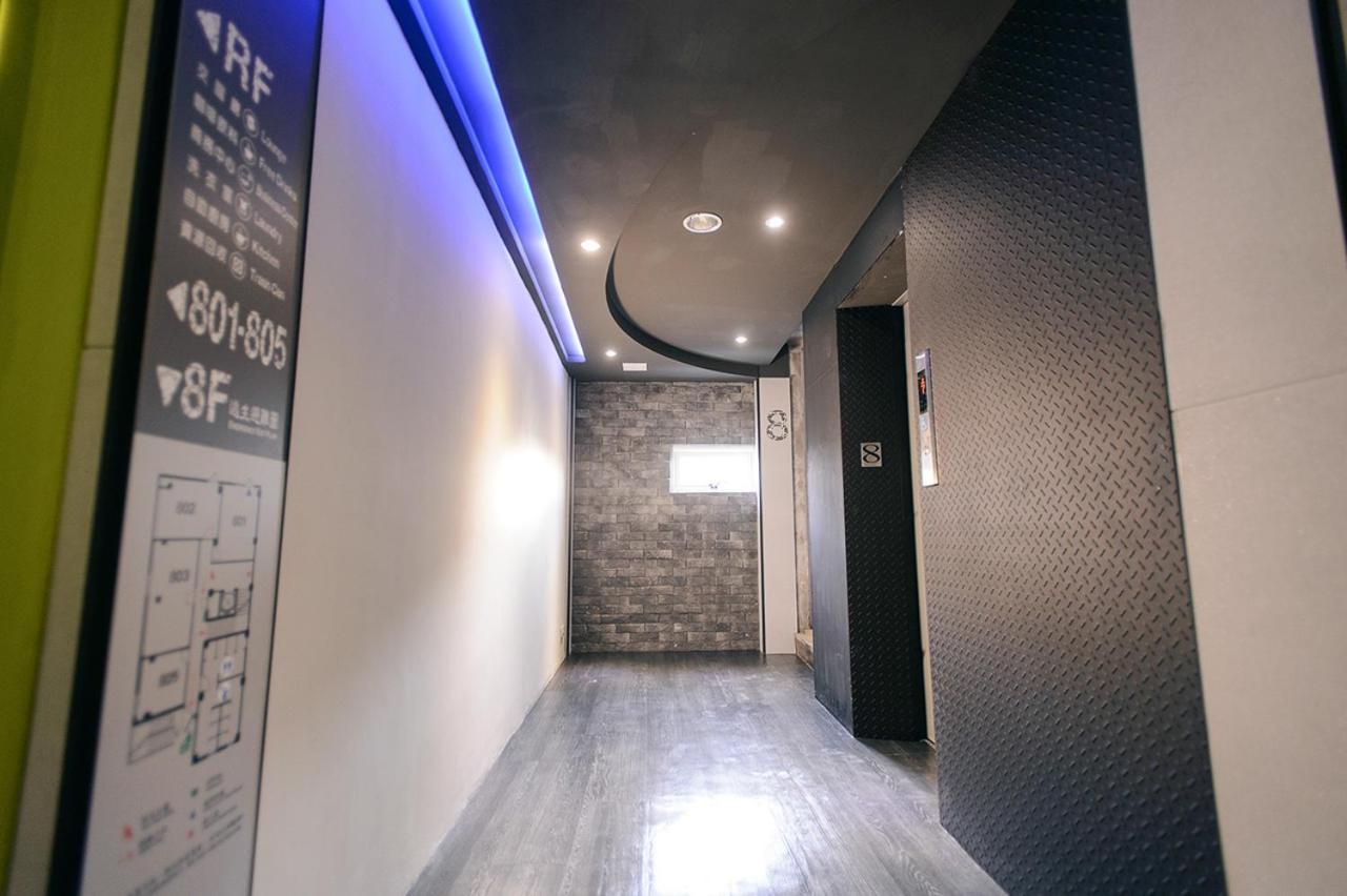 Kiwi Express Hotel-Taichung Station II Екстериор снимка