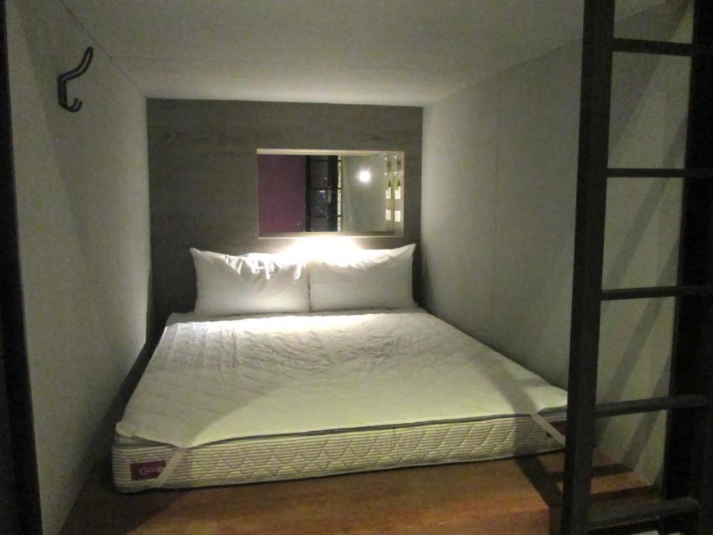 Kiwi Express Hotel-Taichung Station II Екстериор снимка