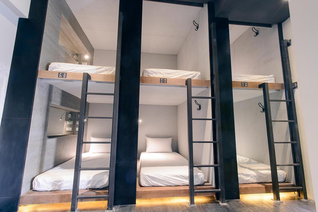 Kiwi Express Hotel-Taichung Station II Екстериор снимка